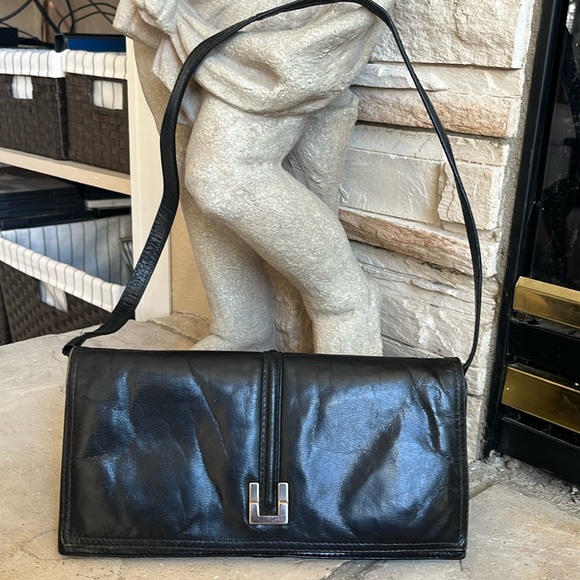 Handbags - 100% genuine leather bagette clutch with shoulder handle blk